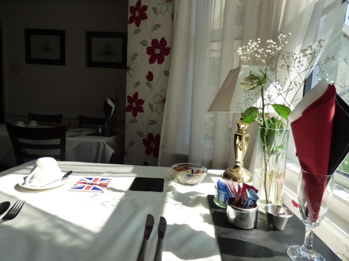 Maison Dieu Guest House Дувър Екстериор снимка
