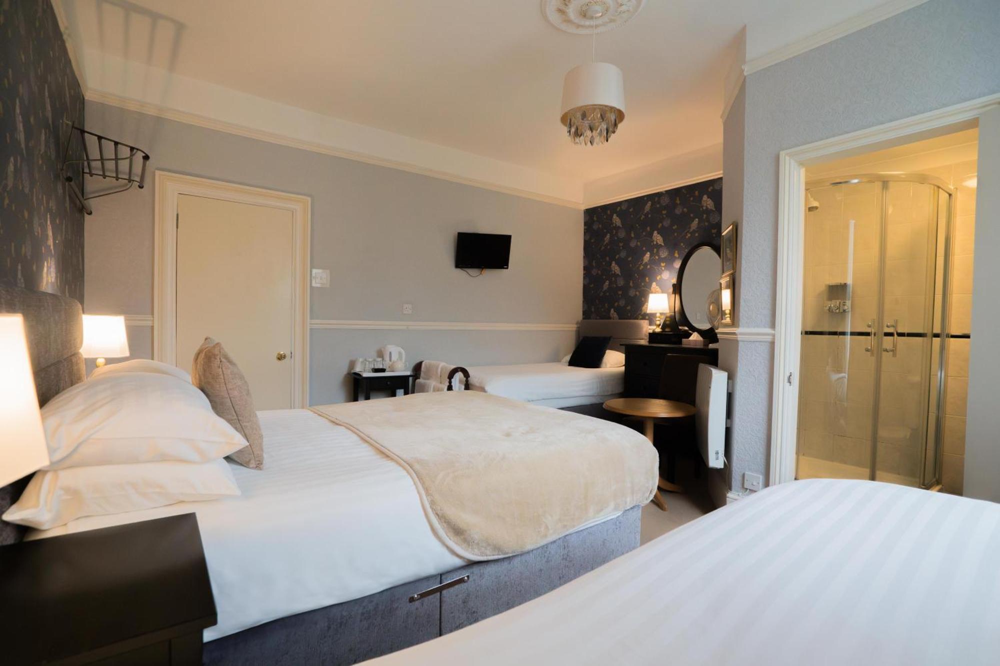 Maison Dieu Guest House Дувър Екстериор снимка