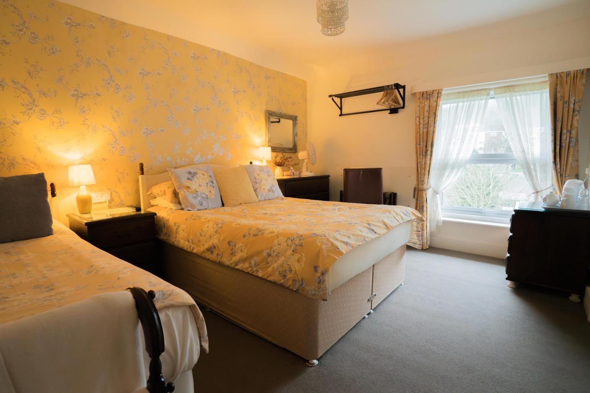 Maison Dieu Guest House Дувър Екстериор снимка