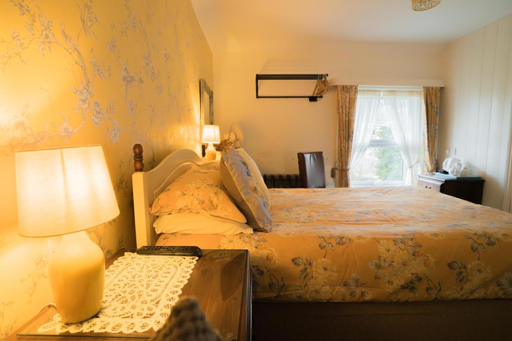 Maison Dieu Guest House Дувър Екстериор снимка
