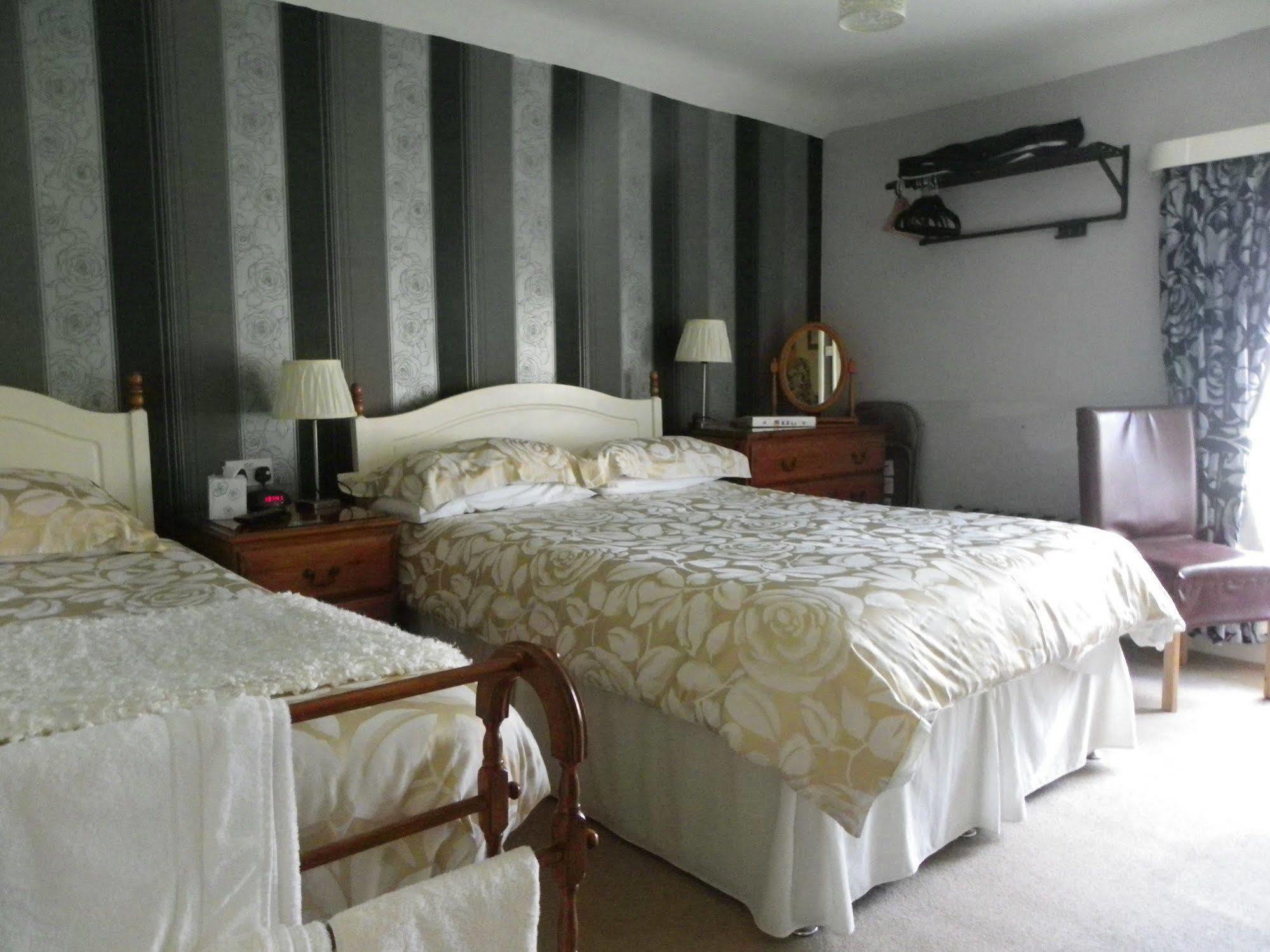 Maison Dieu Guest House Дувър Екстериор снимка