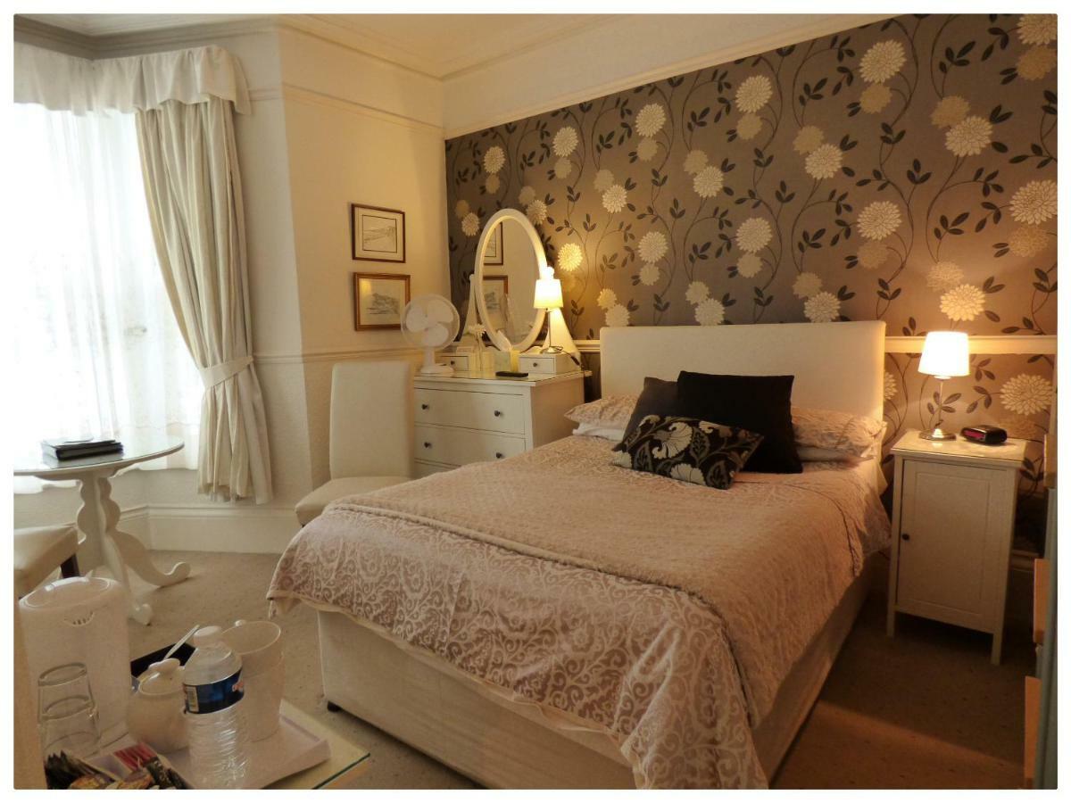 Maison Dieu Guest House Дувър Екстериор снимка