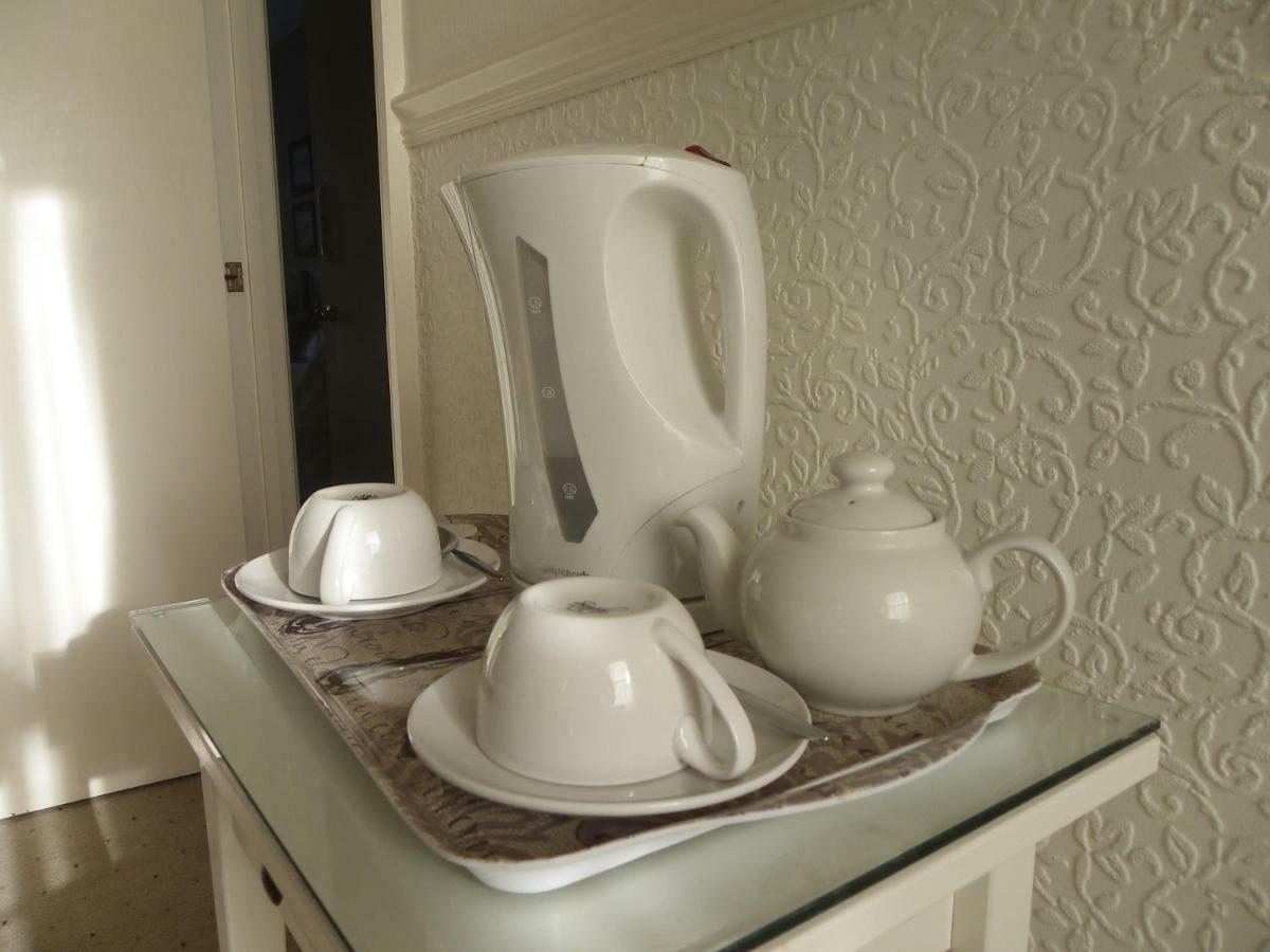 Maison Dieu Guest House Дувър Екстериор снимка